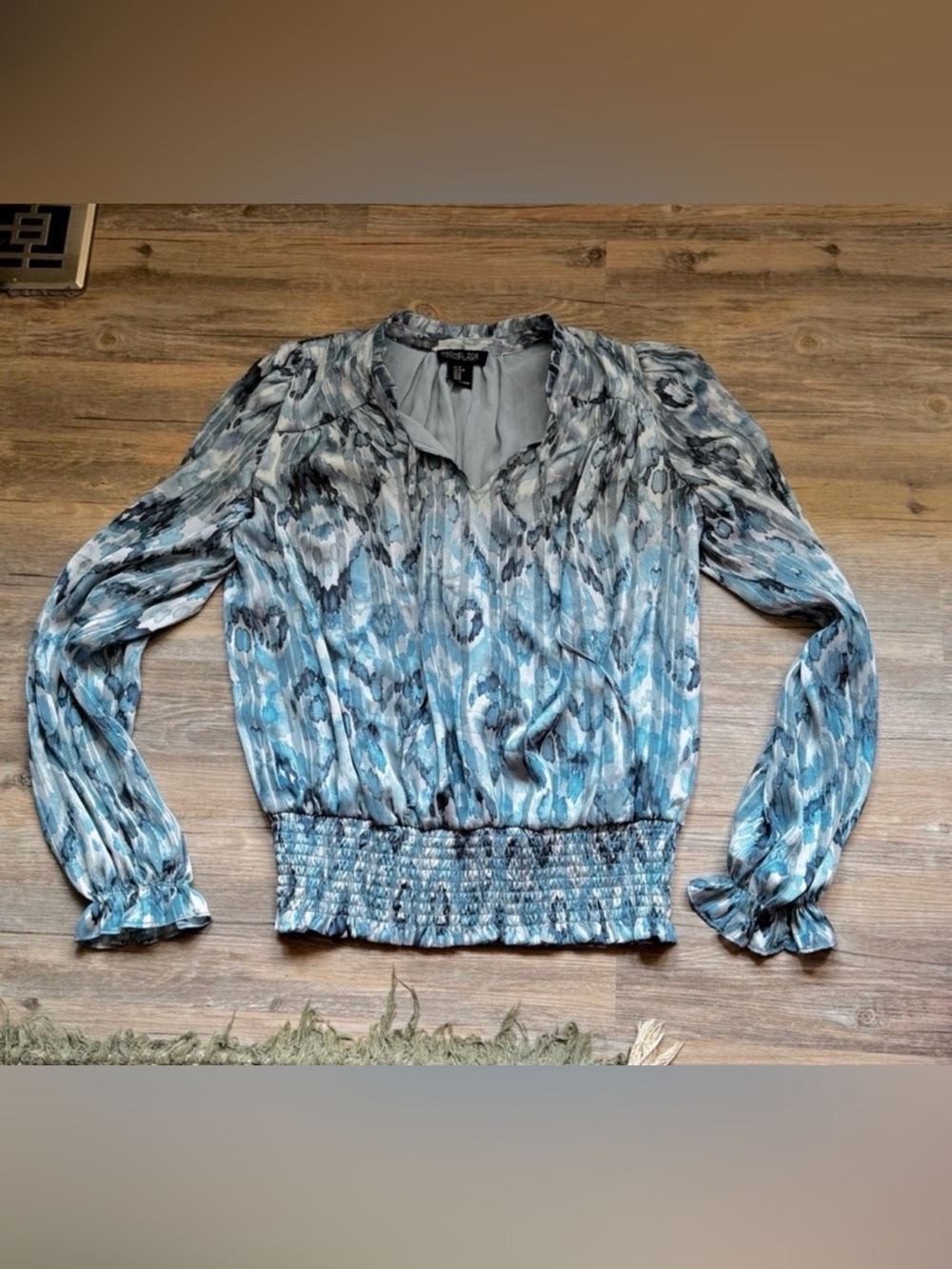 Rachel Zoe blue long sleeve peasant blouse size medium